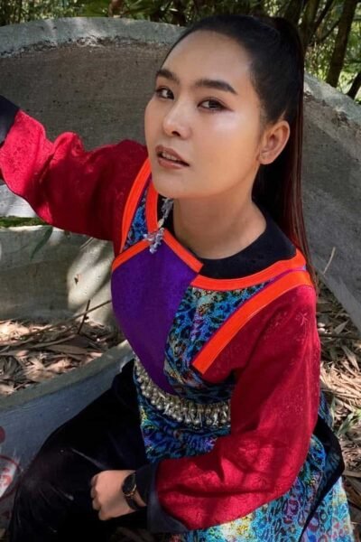 Home Lisu Velvet Peak